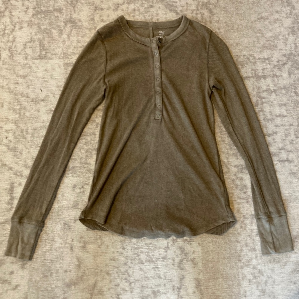 Women’s XS Aerie button up